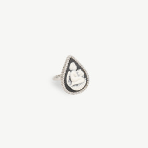 Cherub With Anfora Ring